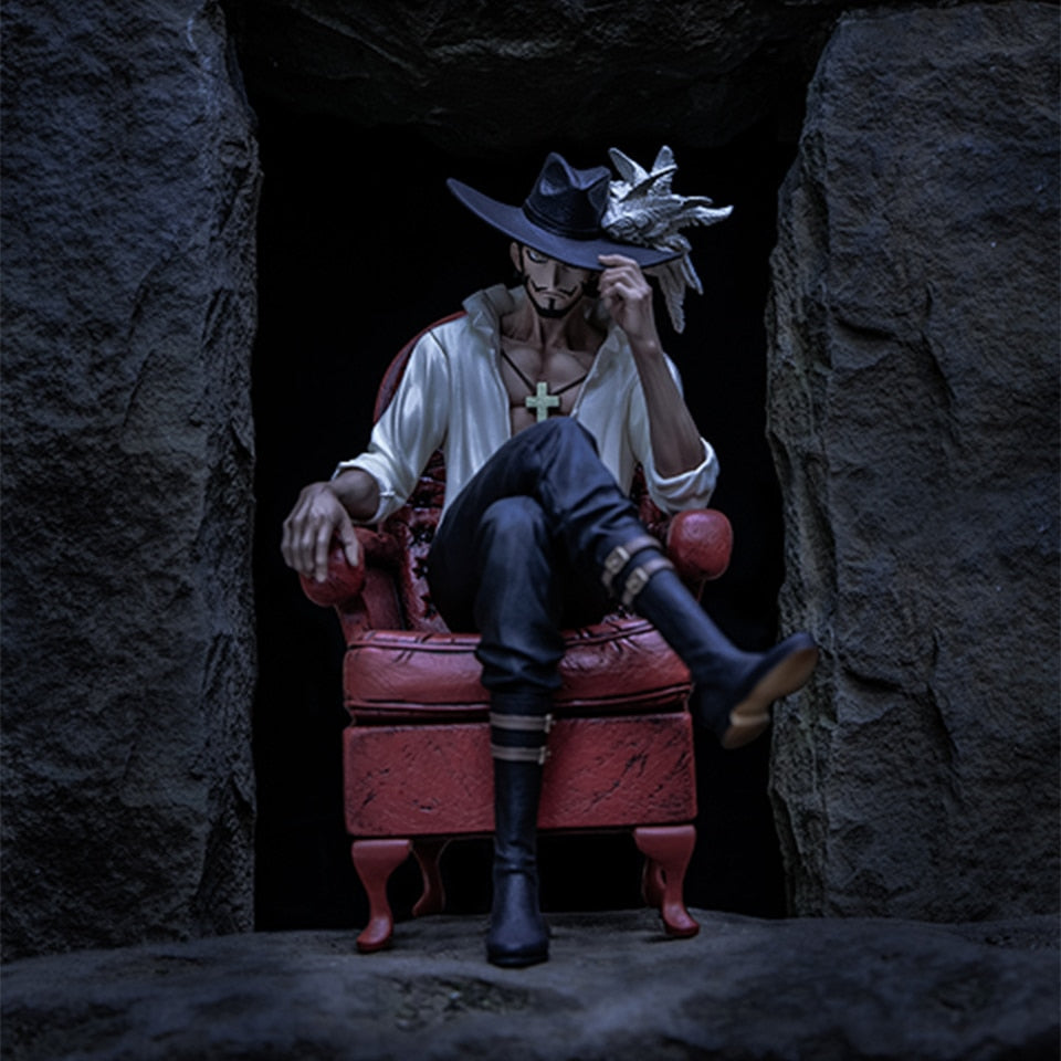 Dracule Mihawk - Sitting Swordsman Figure