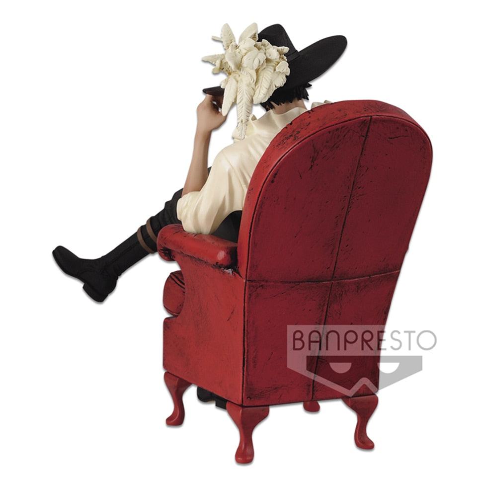 Dracule Mihawk Figure V1