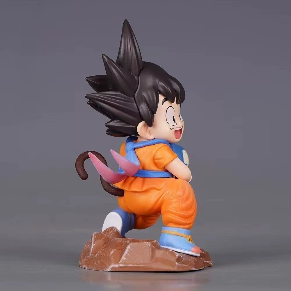 Goku & Puar Figure