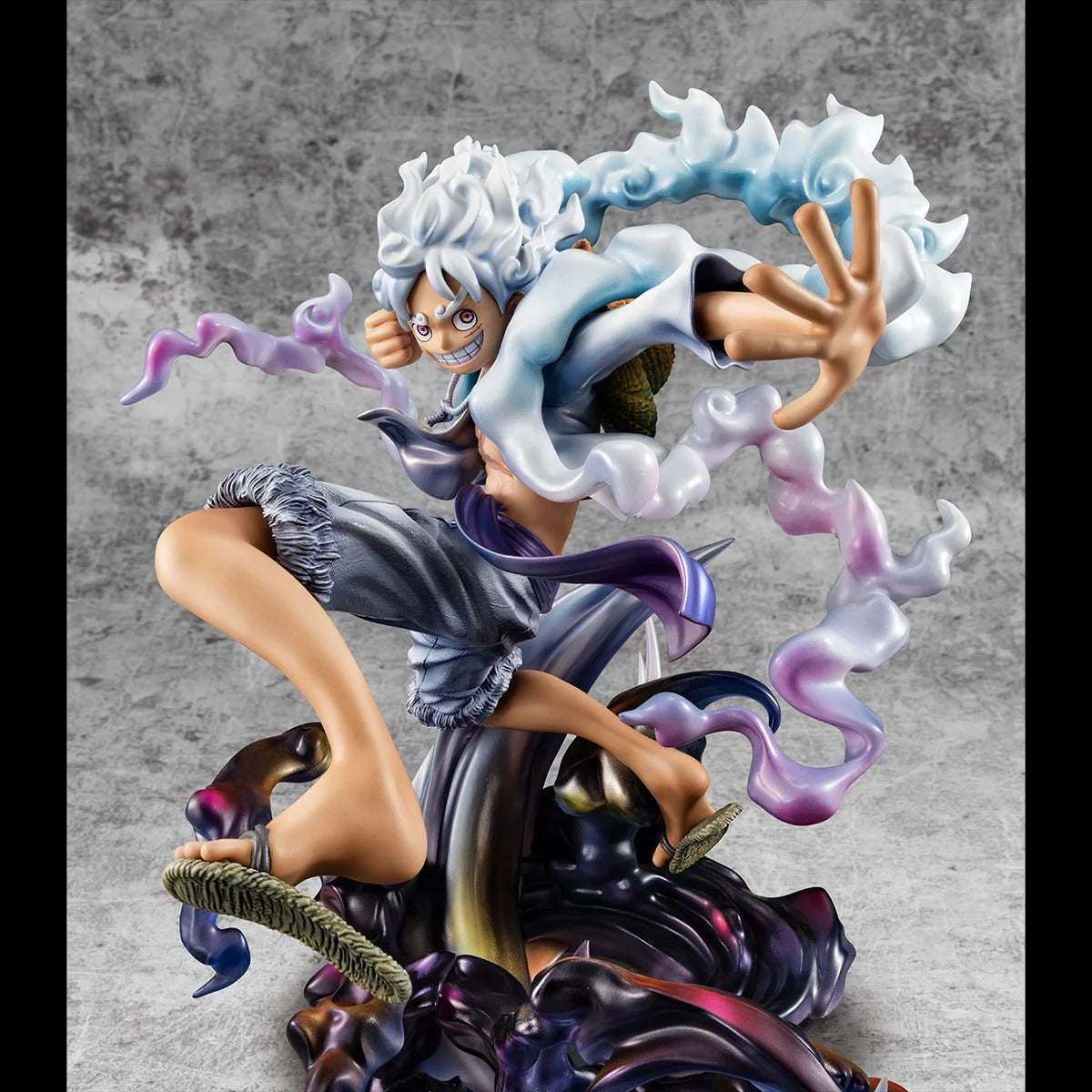 Monkey D Luffy Gear 5 WA-MAXIMUM Figure